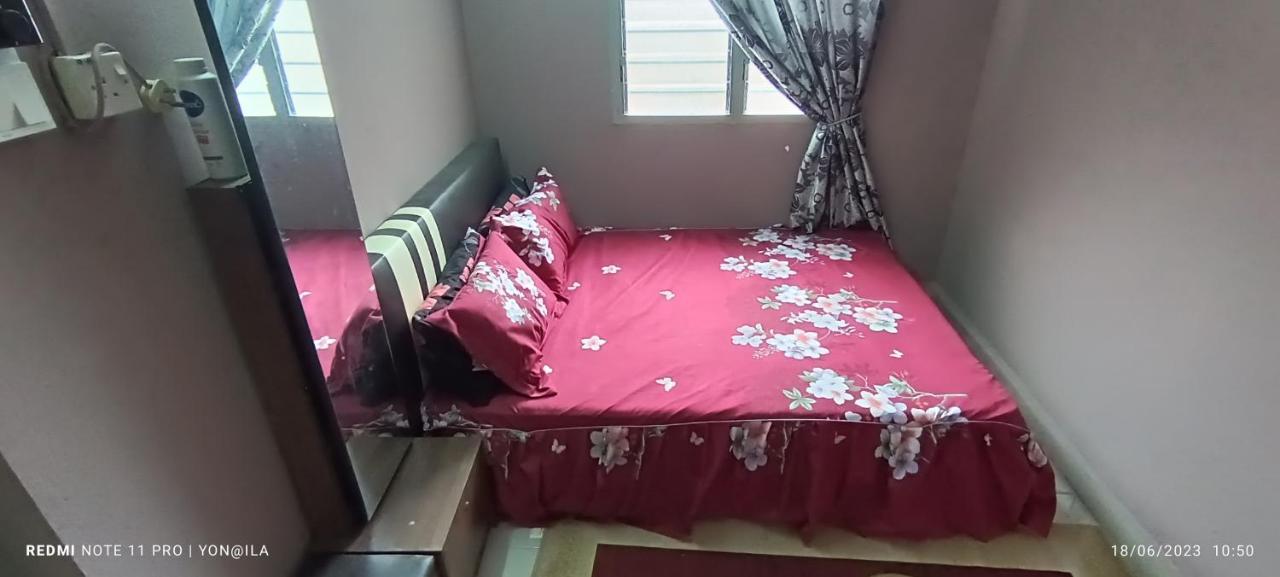 Homestay Rezeki Бату Гаджах Экстерьер фото